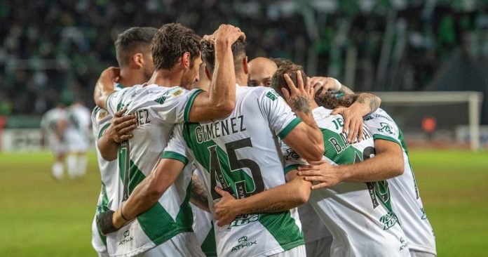 Banfield venció a Argentinos de Merlo