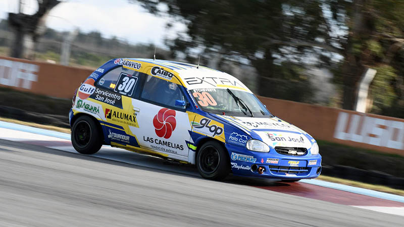 El entrerriano Etcheveste triunfó en Turismo Pista