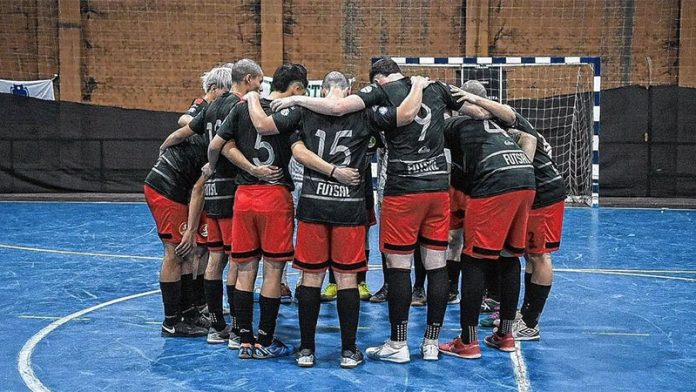 Paraná quedo a un paso en Futsal.