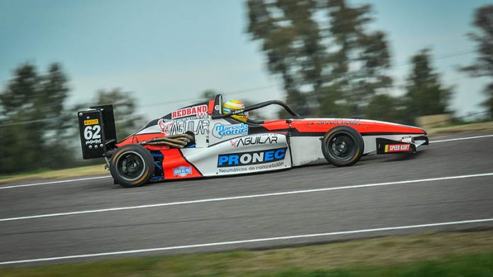 Stang ganó en el autódromo de 9 de julio