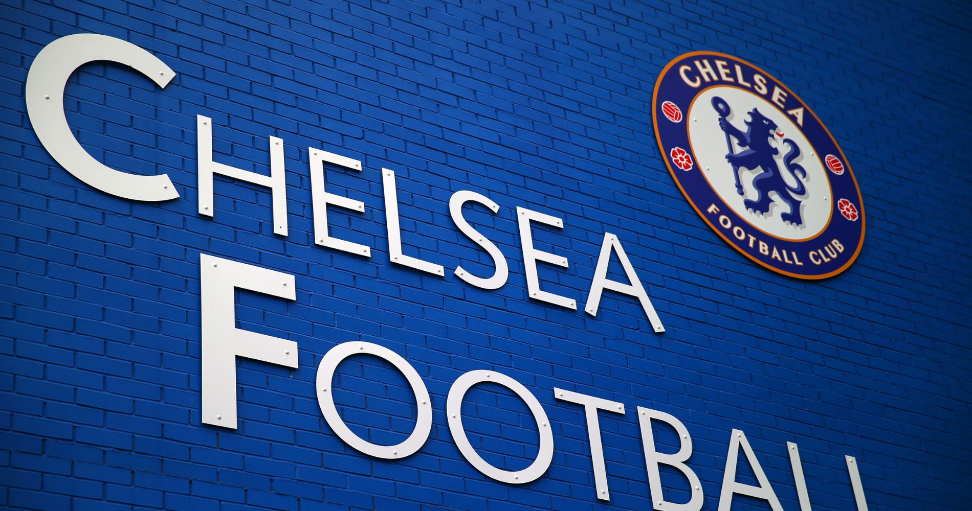 Los seis clubes argentinos que quiere comprar Chelsea tras el DNU