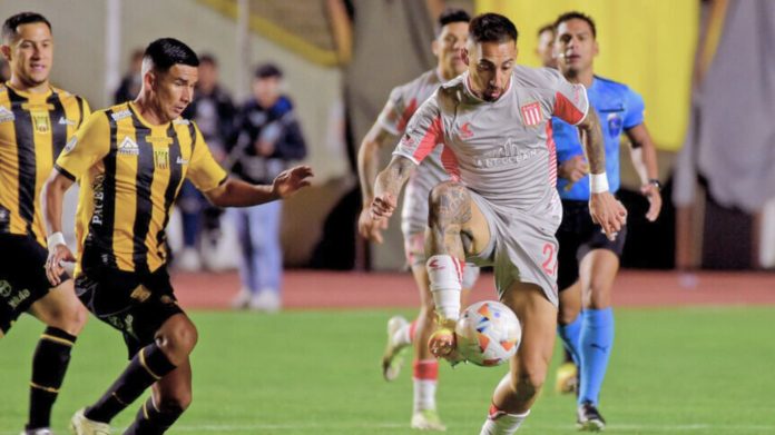 The Strongest VS. Estudiantes (LP)